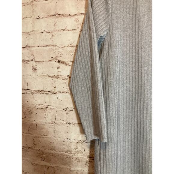 Marla Wynne Top Womens Medium Light Gray Ribbed Long Sleeve Capsule Minimalist - Picture 4 of 13